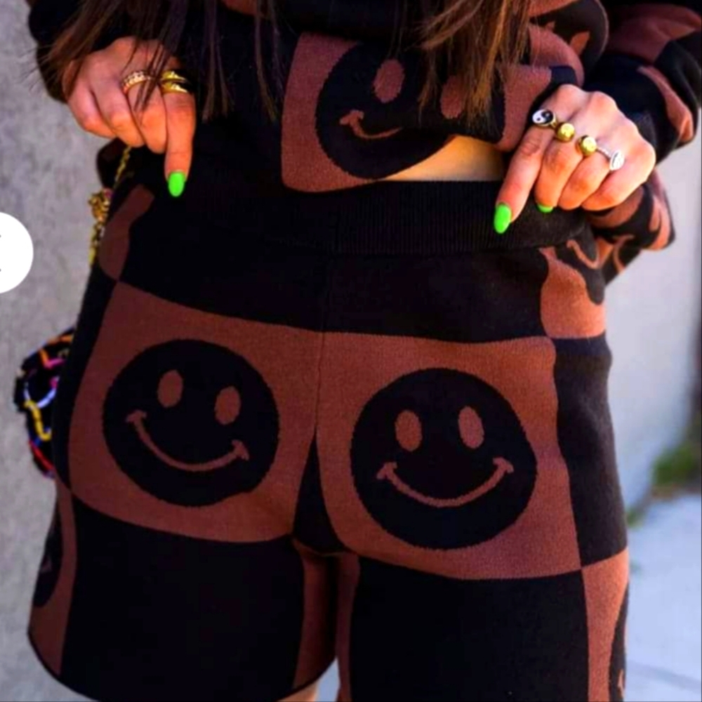 Dressed in LaLa Goodtime girl mocha checkered shorts NWOT L